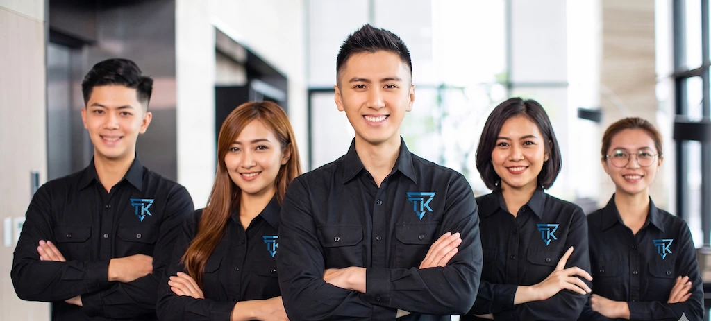 Tim Teknisi Panggilan Laptop dan Komputer CV TEKNISIKU Bekasi Cikarang Cibitung