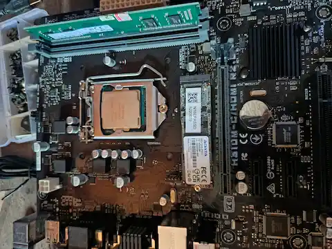 Foto Dokumentasi: Mengapa Cleaning dan Repaste Komputer PC Gaming Wajib Dilakukan di Bekasi? - Service Komputer & Perbaikan Komputer PC CV TEKNISIKU Cibitung Cikarang Bekasi